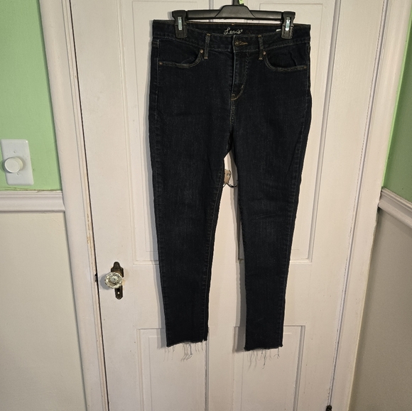 Levi's Denim - Levi's Leggings with Raw Hem Size 30
